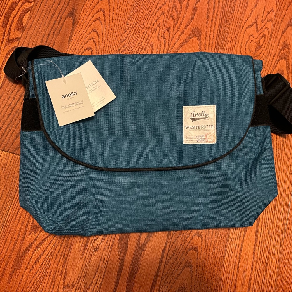 Anello messenger bag